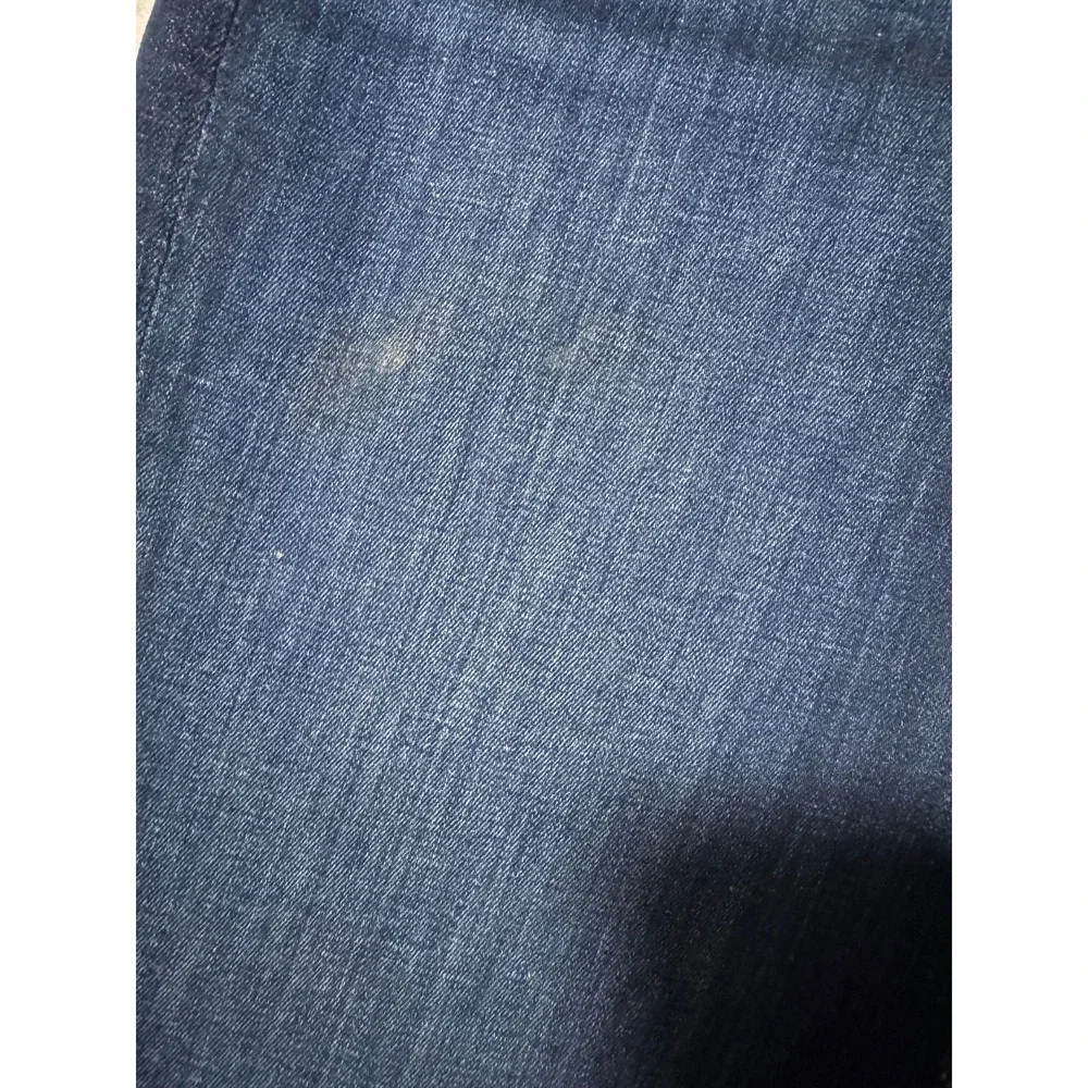 7 for All Mankind Women's Size 32 Cropped Raw Hem Dark Wash Jeans